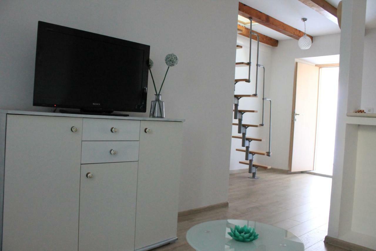 Apartment Platana *
